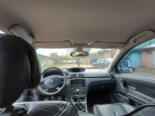 Рено Лагуна 2005 в Кривом Роге на Automoto.ua Серый Рено Лагуна, объемом двигателя 1.9 л и пробегом 343 тыс. км за 3500 $, фото 15 на Automoto.ua