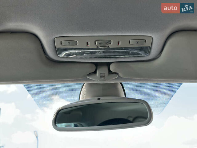 Серый Рено Лагуна, объемом двигателя 1.87 л и пробегом 287 тыс. км за 3999 $, фото 42 на Automoto.ua