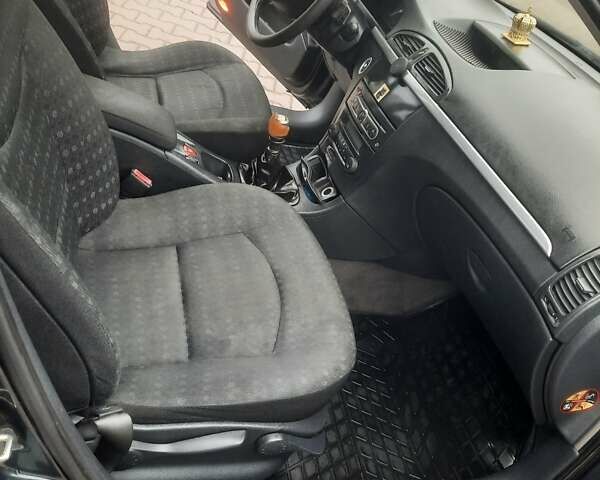 Серый Рено Лагуна, объемом двигателя 1.87 л и пробегом 302 тыс. км за 3900 $, фото 18 на Automoto.ua