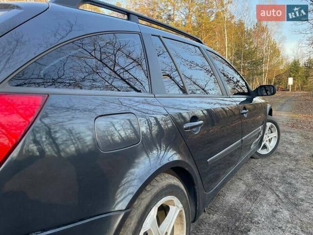 Серый Рено Лагуна, объемом двигателя 1.9 л и пробегом 270 тыс. км за 4000 $, фото 7 на Automoto.ua
