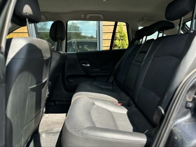 Серый Рено Лагуна, объемом двигателя 1.9 л и пробегом 287 тыс. км за 3999 $, фото 21 на Automoto.ua