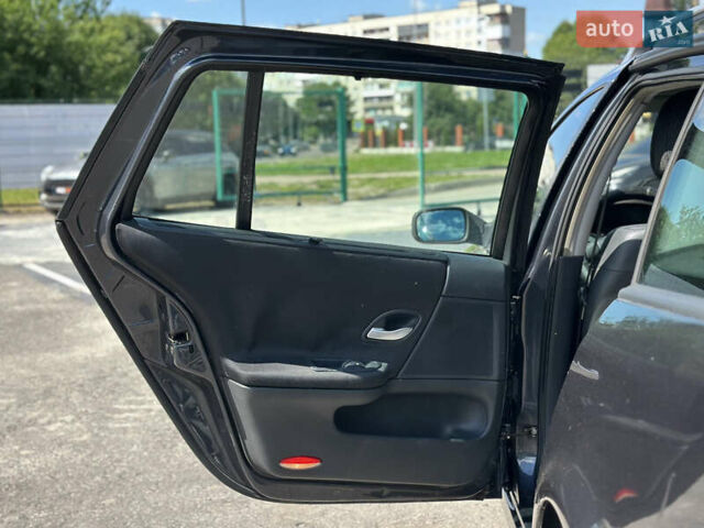 Серый Рено Лагуна, объемом двигателя 1.87 л и пробегом 287 тыс. км за 3999 $, фото 44 на Automoto.ua