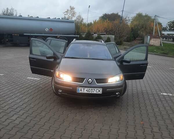 Серый Рено Лагуна, объемом двигателя 1.87 л и пробегом 302 тыс. км за 3900 $, фото 19 на Automoto.ua