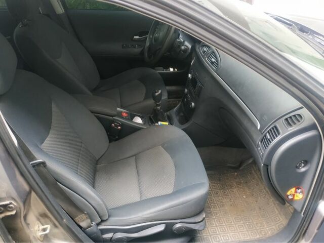 Рено Лагуна 2005 в Хмельницком на Automoto.ua Серый Рено Лагуна, объемом двигателя 1.9 л и пробегом 3 тыс. км за 3500 $, фото 2 на Automoto.ua