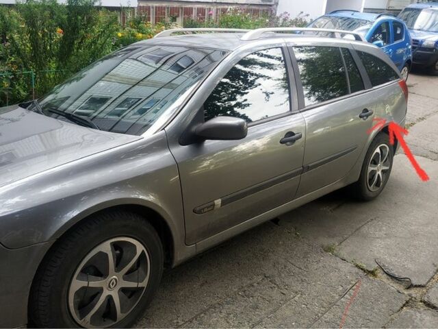 Рено Лагуна 2005 в Хмельницком на Automoto.ua Серый Рено Лагуна, объемом двигателя 1.9 л и пробегом 3 тыс. км за 3500 $, фото 5 на Automoto.ua