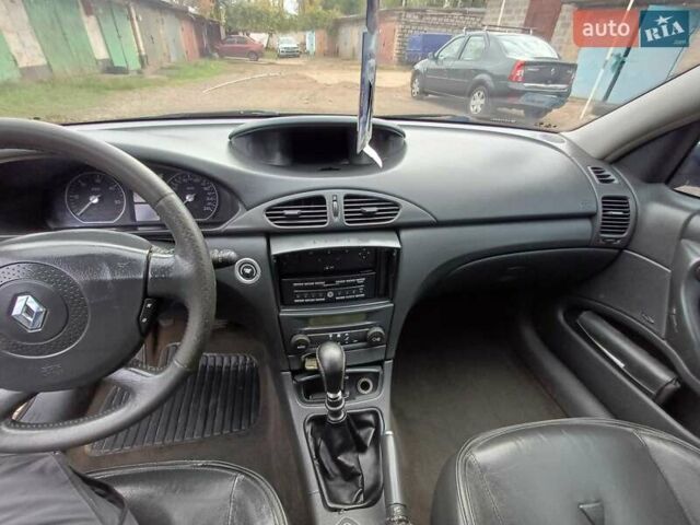 Рено Лагуна 2005 в Кривом Роге на Automoto.ua Серый Рено Лагуна, объемом двигателя 1.9 л и пробегом 343 тыс. км за 3500 $, фото 12 на Automoto.ua