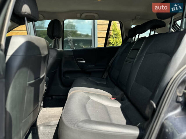 Серый Рено Лагуна, объемом двигателя 1.87 л и пробегом 287 тыс. км за 3999 $, фото 47 на Automoto.ua