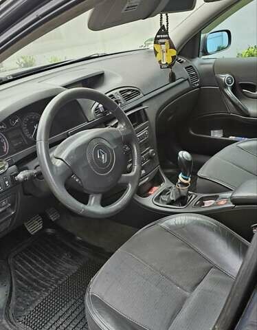 Сірий Рено Лагуна, об'ємом двигуна 2 л та пробігом 267 тис. км за 4500 $, фото 26 на Automoto.ua