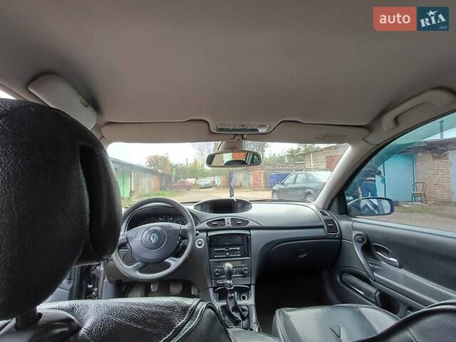 Рено Лагуна 2005 в Кривом Роге на Automoto.ua Серый Рено Лагуна, объемом двигателя 1.9 л и пробегом 343 тыс. км за 3500 $, фото 14 на Automoto.ua