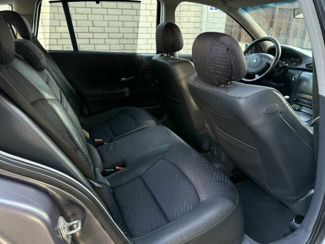 Сірий Рено Лагуна, об'ємом двигуна 1.9 л та пробігом 280 тис. км за 3800 $, фото 12 на Automoto.ua