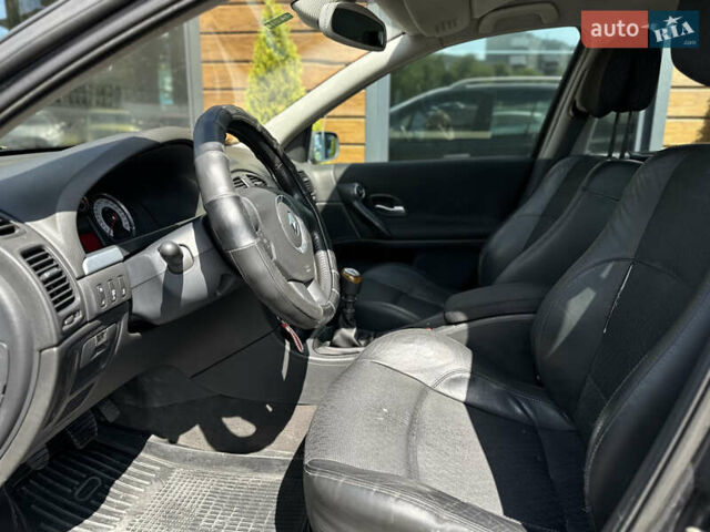 Серый Рено Лагуна, объемом двигателя 1.87 л и пробегом 287 тыс. км за 3999 $, фото 26 на Automoto.ua