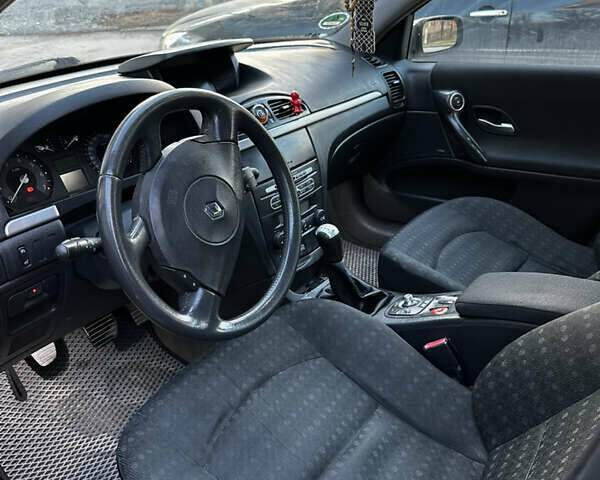 Серый Рено Лагуна, объемом двигателя 1.6 л и пробегом 266 тыс. км за 3999 $, фото 5 на Automoto.ua