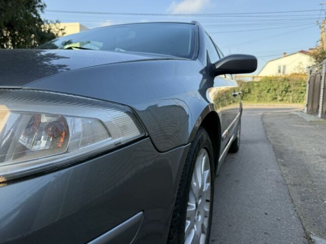 Сірий Рено Лагуна, об'ємом двигуна 1.9 л та пробігом 280 тис. км за 3800 $, фото 17 на Automoto.ua