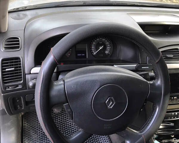 Серый Рено Лагуна, объемом двигателя 1.9 л и пробегом 410 тыс. км за 4700 $, фото 9 на Automoto.ua