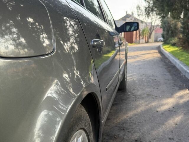 Сірий Рено Лагуна, об'ємом двигуна 1.9 л та пробігом 280 тис. км за 3800 $, фото 21 на Automoto.ua