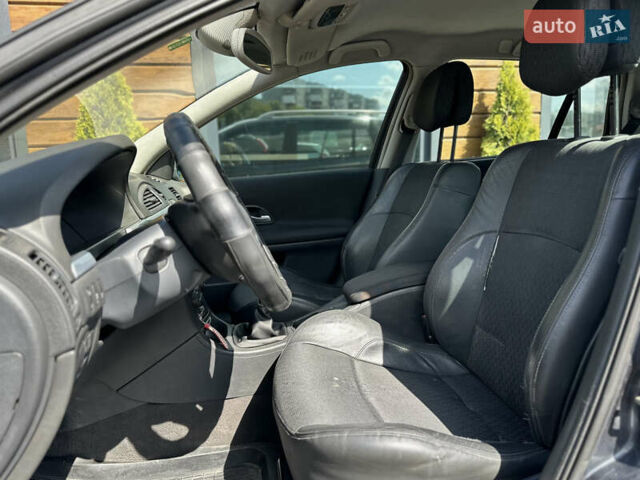 Серый Рено Лагуна, объемом двигателя 1.87 л и пробегом 287 тыс. км за 3999 $, фото 25 на Automoto.ua