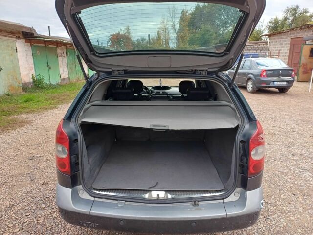 Рено Лагуна 2005 в Кривом Роге на Automoto.ua Серый Рено Лагуна, объемом двигателя 1.9 л и пробегом 343 тыс. км за 3500 $, фото 9 на Automoto.ua