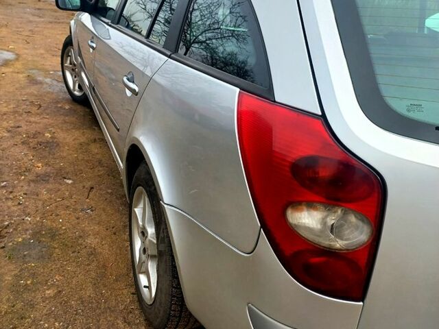 Серый Рено Лагуна, объемом двигателя 1.9 л и пробегом 285 тыс. км за 3900 $, фото 5 на Automoto.ua