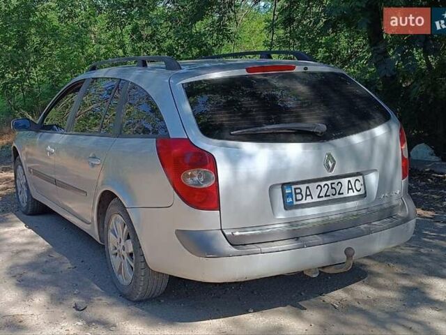 Серый Рено Лагуна, объемом двигателя 2 л и пробегом 325 тыс. км за 4400 $, фото 1 на Automoto.ua