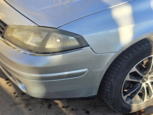 Серый Рено Лагуна, объемом двигателя 1.9 л и пробегом 302 тыс. км за 4000 $, фото 5 на Automoto.ua