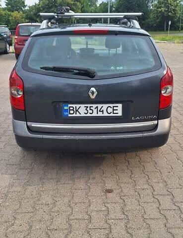 Рено Лагуна 2006 в Ровно на Automoto.ua Серый Рено Лагуна, объемом двигателя 1.9 л и пробегом 306 тыс. км за 4300 $, фото 1 на Automoto.ua