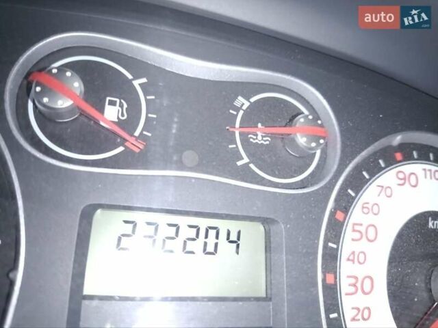 Серый Рено Лагуна, объемом двигателя 2 л и пробегом 232 тыс. км за 5350 $, фото 9 на Automoto.ua