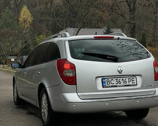 Серый Рено Лагуна, объемом двигателя 2 л и пробегом 199 тыс. км за 4550 $, фото 5 на Automoto.ua