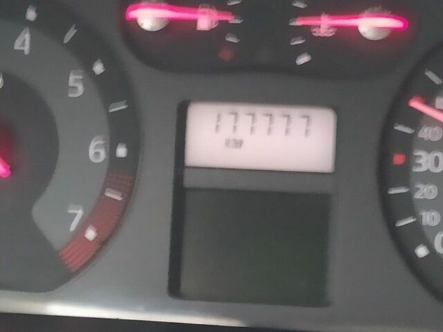 Серый Рено Лагуна, объемом двигателя 2 л и пробегом 3 тыс. км за 4650 $, фото 22 на Automoto.ua