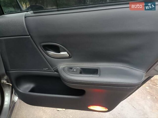 Серый Рено Лагуна, объемом двигателя 2 л и пробегом 232 тыс. км за 5350 $, фото 56 на Automoto.ua