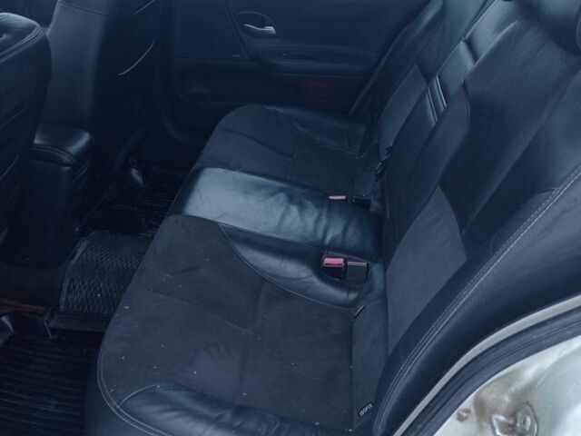 Серый Рено Лагуна, объемом двигателя 1.9 л и пробегом 208 тыс. км за 3300 $, фото 5 на Automoto.ua