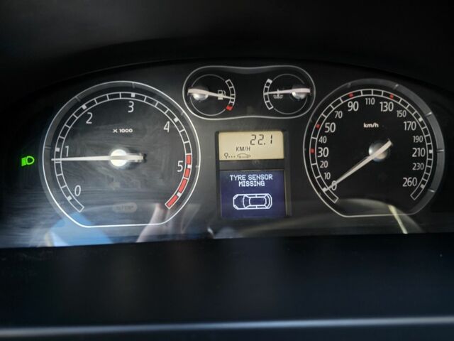 Серый Рено Лагуна, объемом двигателя 1.9 л и пробегом 302 тыс. км за 4000 $, фото 8 на Automoto.ua