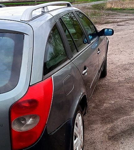 Сірий Рено Лагуна, об'ємом двигуна 1.9 л та пробігом 360 тис. км за 2700 $, фото 3 на Automoto.ua