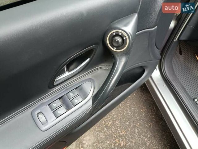 Серый Рено Лагуна, объемом двигателя 2 л и пробегом 232 тыс. км за 5350 $, фото 40 на Automoto.ua
