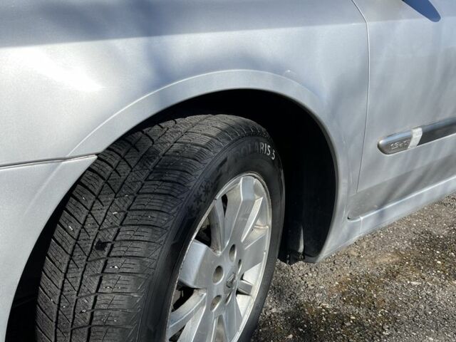 Рено Лагуна 2006 в Измаиле на Automoto.ua Серый Рено Лагуна, объемом двигателя 1.9 л и пробегом 297 тыс. км за 4850 $, фото 4 на Automoto.ua