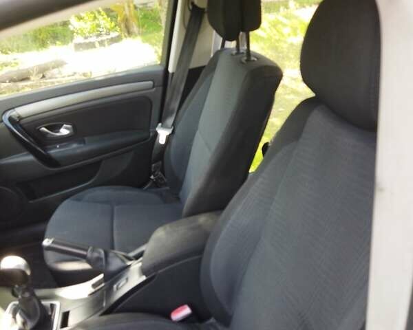 Сірий Рено Лагуна, об'ємом двигуна 1.46 л та пробігом 314 тис. км за 5100 $, фото 6 на Automoto.ua