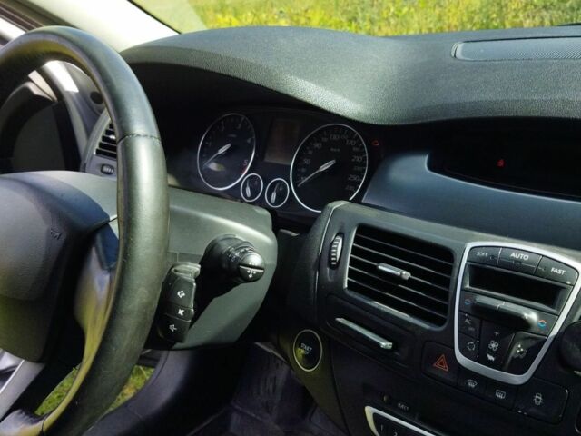 Сірий Рено Лагуна, об'ємом двигуна 1.5 л та пробігом 310 тис. км за 5500 $, фото 5 на Automoto.ua