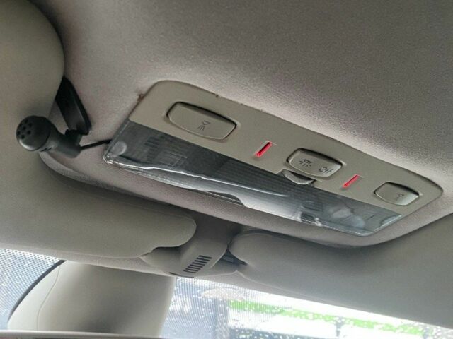 Серый Рено Лагуна, объемом двигателя 2 л и пробегом 333 тыс. км за 4900 $, фото 7 на Automoto.ua