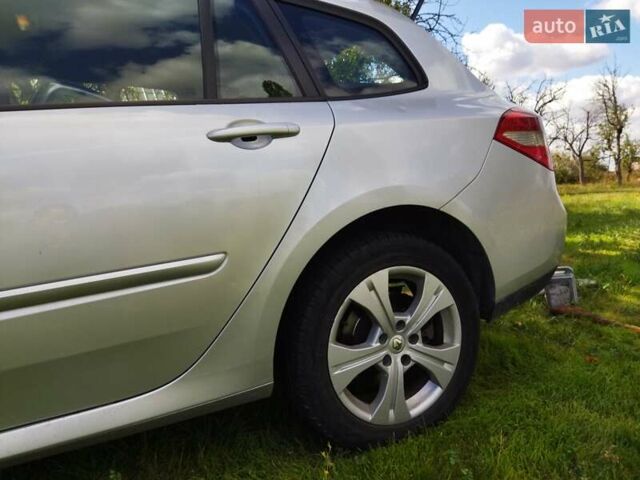 Сірий Рено Лагуна, об'ємом двигуна 1.46 л та пробігом 314 тис. км за 5100 $, фото 15 на Automoto.ua