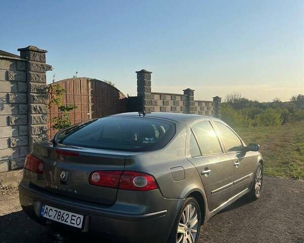 Серый Рено Лагуна, объемом двигателя 2 л и пробегом 191 тыс. км за 5400 $, фото 3 на Automoto.ua