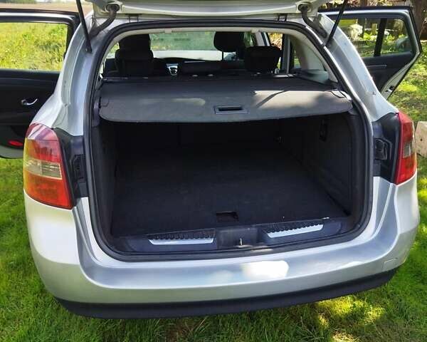 Сірий Рено Лагуна, об'ємом двигуна 1.46 л та пробігом 314 тис. км за 5100 $, фото 14 на Automoto.ua