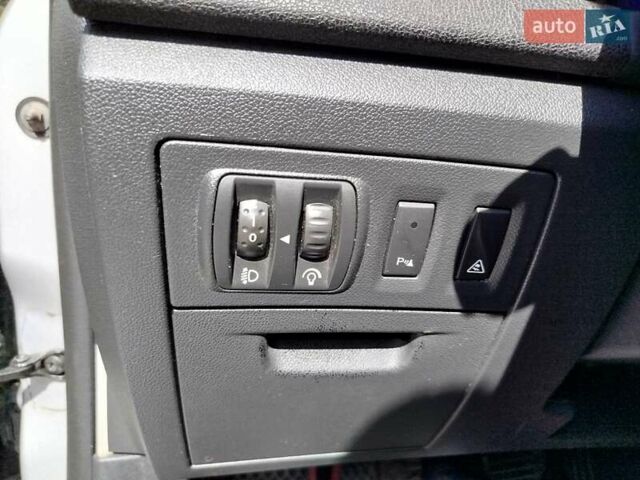 Сірий Рено Лагуна, об'ємом двигуна 1.5 л та пробігом 306 тис. км за 6500 $, фото 11 на Automoto.ua