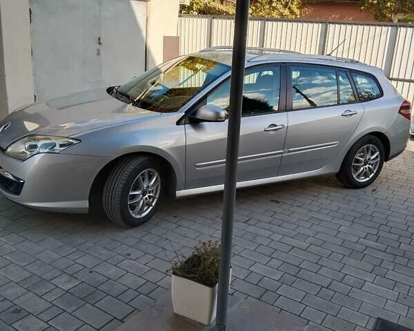 Рено Лагуна 2007 в Виннице на Automoto.ua Серый Рено Лагуна, объемом двигателя 1.5 л и пробегом 205 тыс. км за 7500 $, фото 23 на Automoto.ua