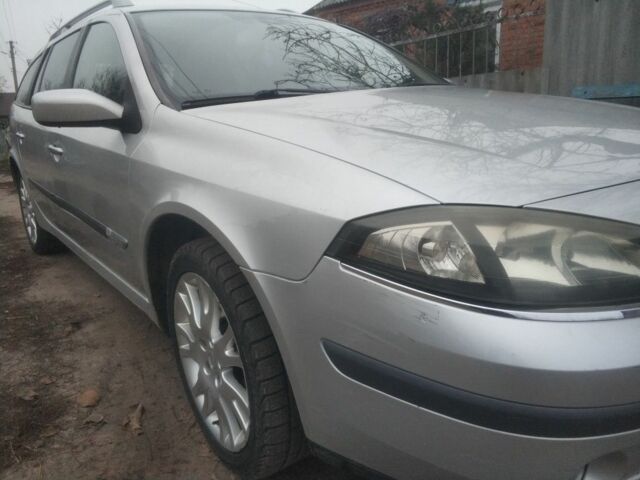 Серый Рено Лагуна, объемом двигателя 2 л и пробегом 270 тыс. км за 4286 $, фото 2 на Automoto.ua