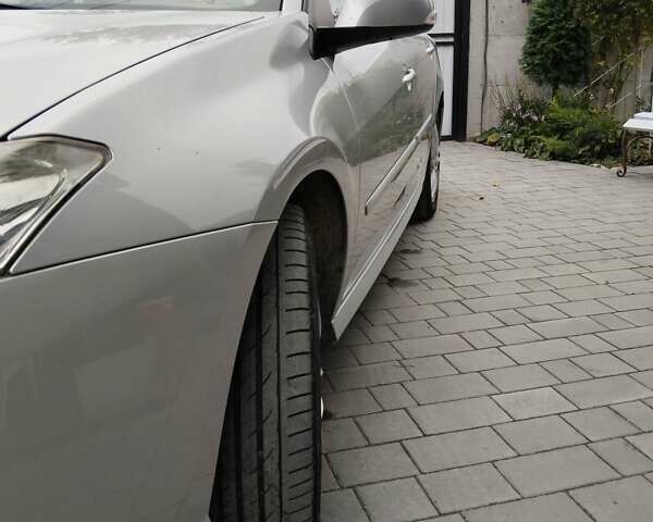 Рено Лагуна 2007 в Виннице на Automoto.ua Серый Рено Лагуна, объемом двигателя 1.5 л и пробегом 205 тыс. км за 7500 $, фото 3 на Automoto.ua