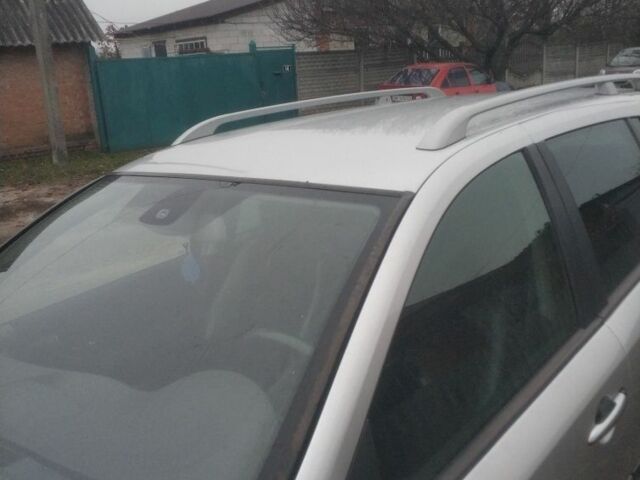 Серый Рено Лагуна, объемом двигателя 2 л и пробегом 270 тыс. км за 4286 $, фото 3 на Automoto.ua