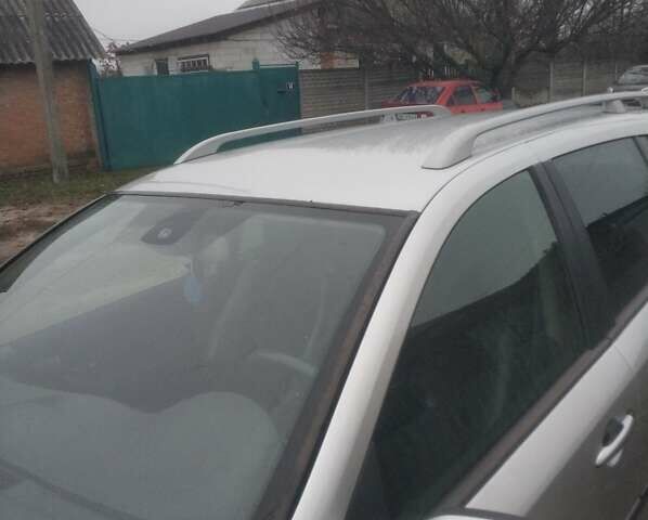 Серый Рено Лагуна, объемом двигателя 2 л и пробегом 270 тыс. км за 4300 $, фото 3 на Automoto.ua