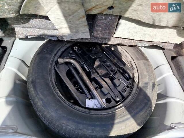 Сірий Рено Лагуна, об'ємом двигуна 1.5 л та пробігом 306 тис. км за 6500 $, фото 5 на Automoto.ua