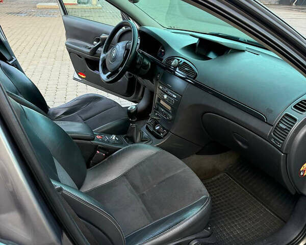 Серый Рено Лагуна, объемом двигателя 1.87 л и пробегом 213 тыс. км за 3900 $, фото 12 на Automoto.ua