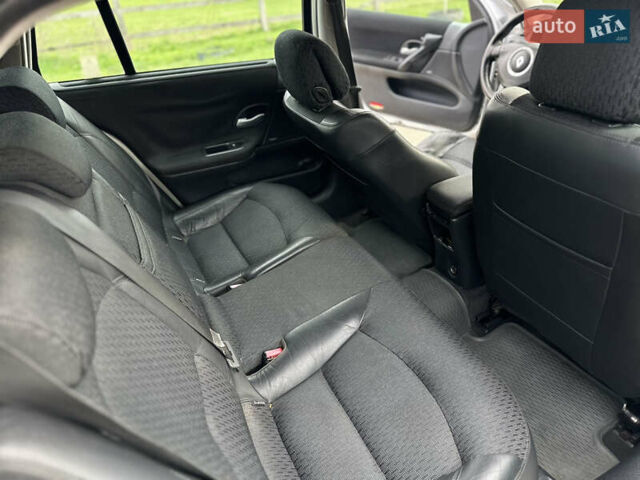 Серый Рено Лагуна, объемом двигателя 1.9 л и пробегом 250 тыс. км за 4100 $, фото 13 на Automoto.ua