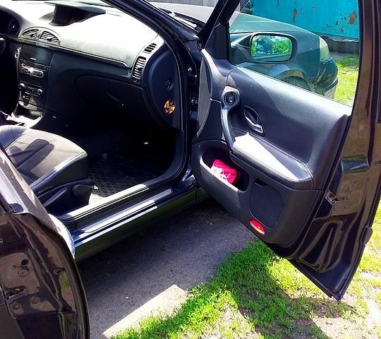 Сірий Рено Лагуна, об'ємом двигуна 1.9 л та пробігом 350 тис. км за 4200 $, фото 6 на Automoto.ua